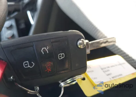 2019 Volkswagen Jetta 1.4T R-Line/1.4T S/1.4T Se from USA, damaged, VIN 3VWC57BU2KM028919